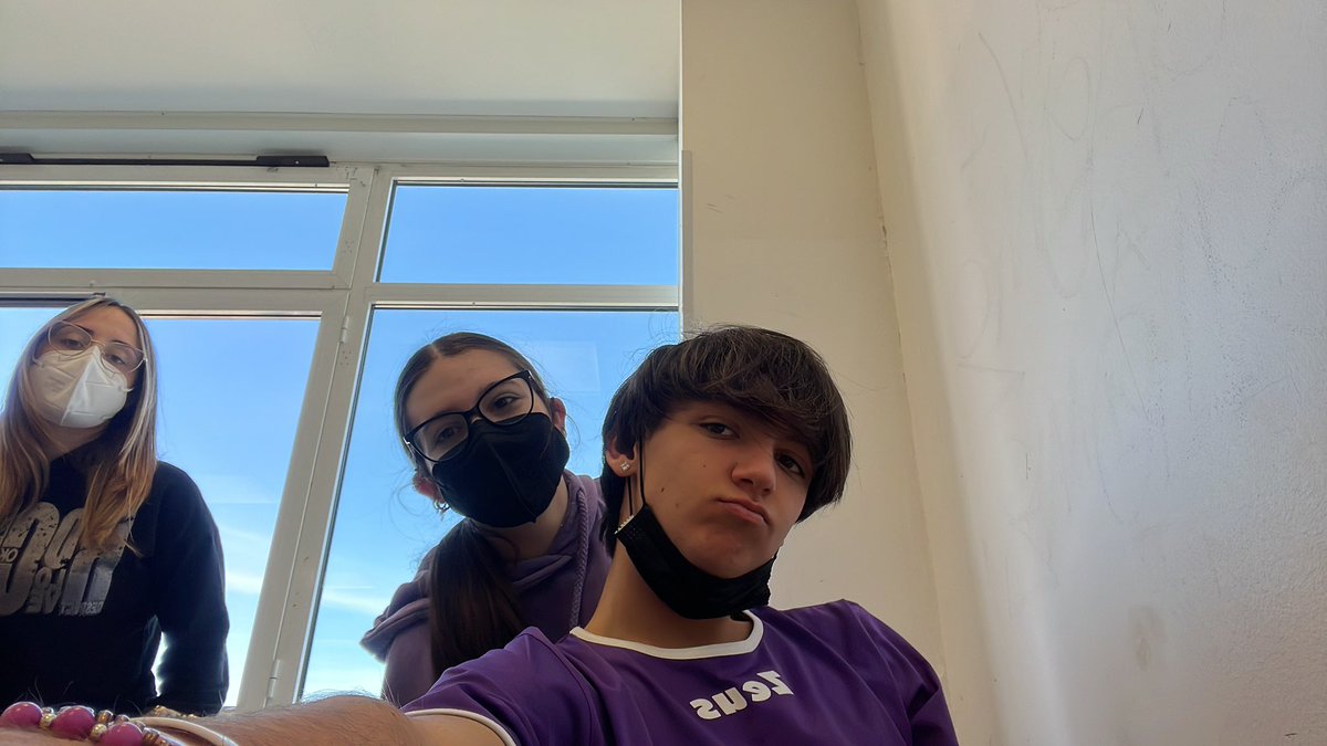 alevene17's tweet photo. Trappin with my broskis https://t.co/Y53zl4JPpy