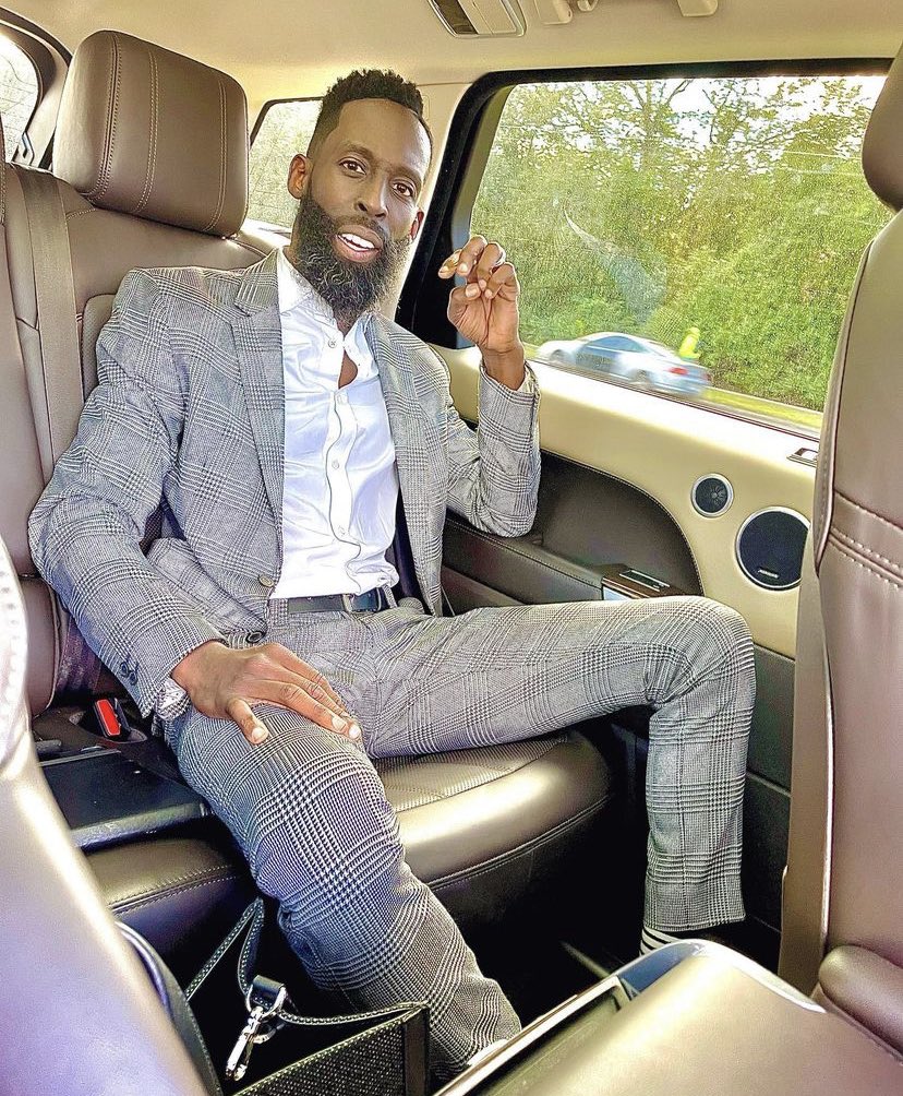 Happy birthday to American gospel artiste / preacher Tye Tribbett 
Age gracefully 