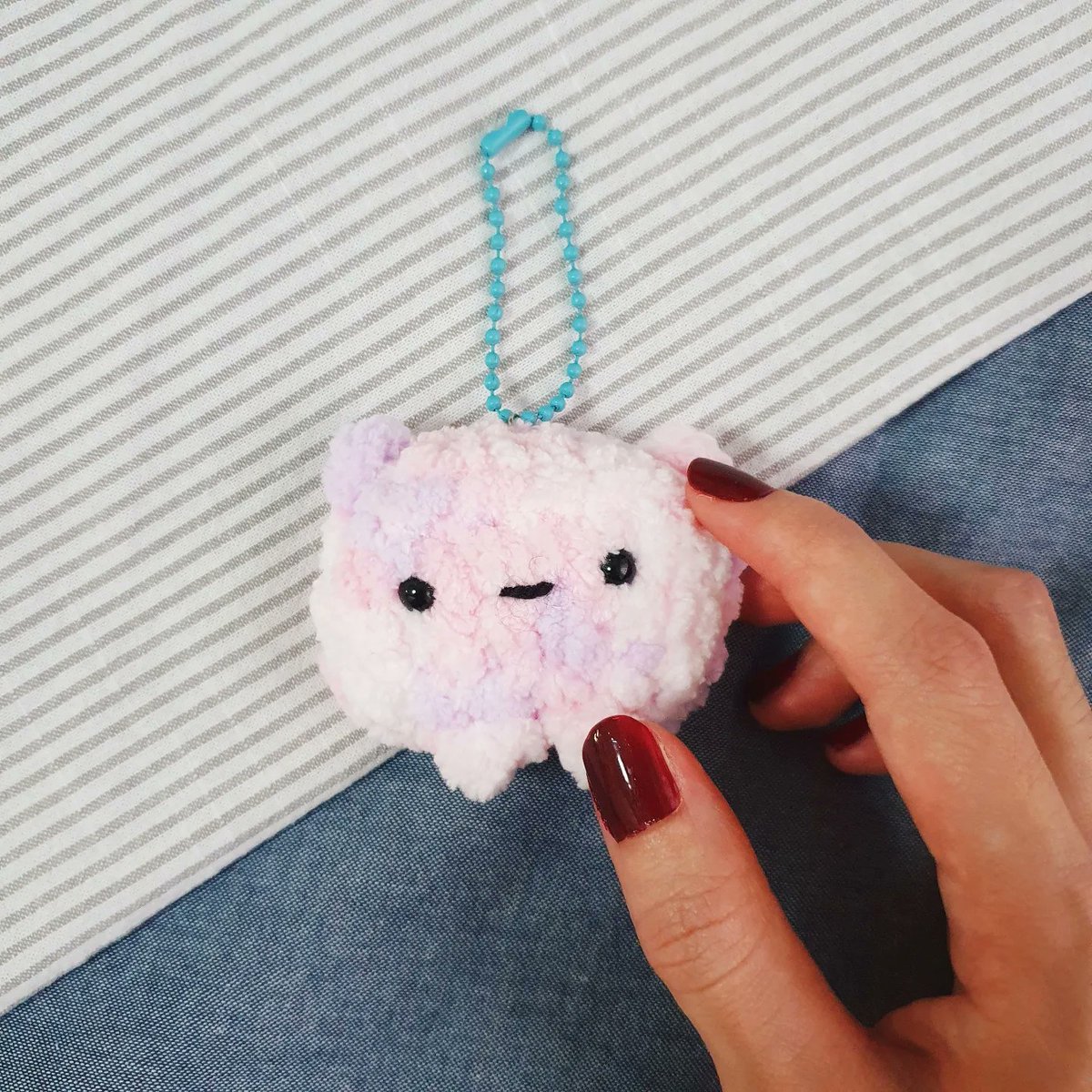 hellokitcrafts's tweet photo. Made random fluffy creatures🦄
#Fluffy #creatures #crochet #Amigurumi #diy #handmade #handmadeaccessory https://t.co/jB1hbnlgiS