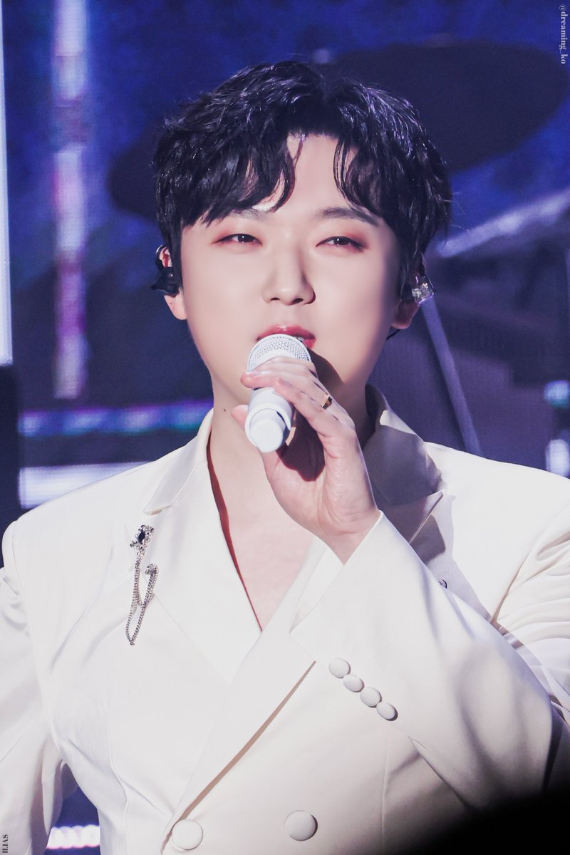 포레스텔라 더로얄 인 대구 𝙏𝙝𝙚 𝙍𝙤𝙮𝙖𝙡 𝙄𝙣 𝘿𝙖𝙚𝙜𝙪✨
몽실 님 <a href="/dreaming_ko/">몽실</a> 의 갓벽한 사진을 보정해보았습니다
몽사일보랄까요...❤️ 감사합니다❤️

#포레스텔라 #강형호