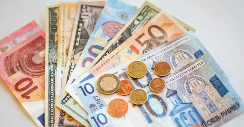 Евро в рубли. Россияда доллар курси. Белорусский рубль к российскому. Белорусский рубль к российскому. Руань валюта.