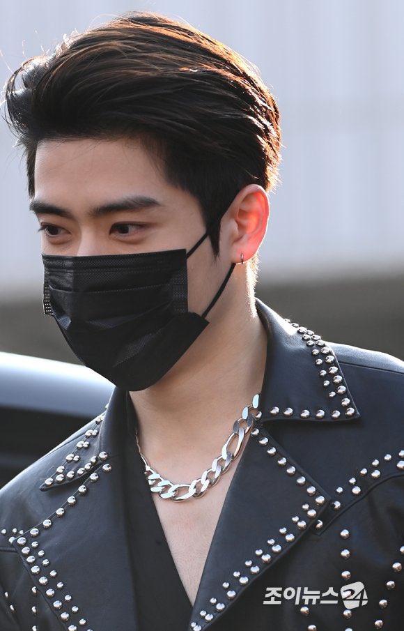 suhrealjae's tweet photo. JAEHYUN GRABE KA NAMAN https://t.co/LHFTVnE4gX