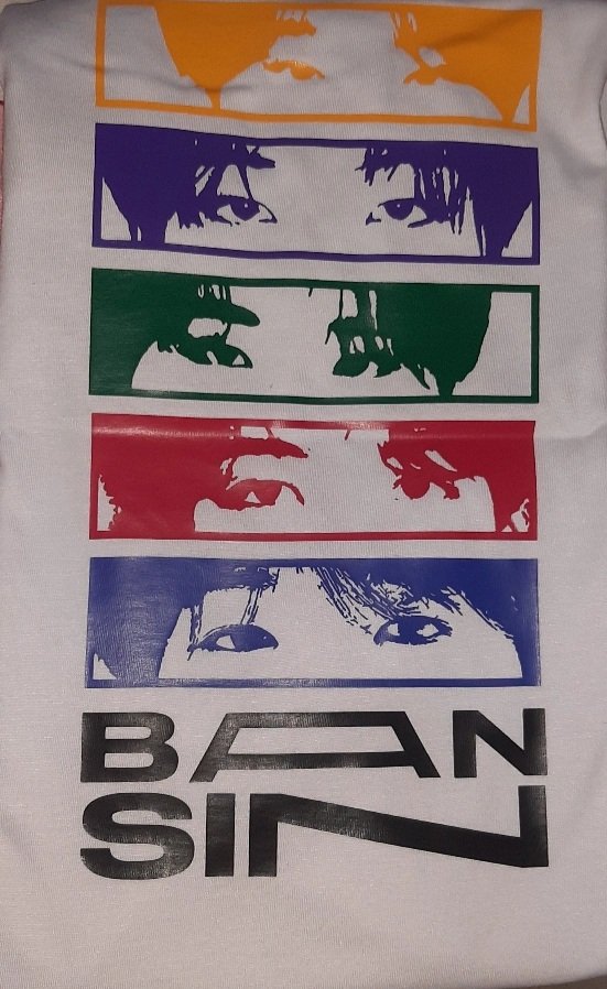 schuiwon's tweet photo. ban-sin shirt arrived safely to me. The quality of the shirt is super nice. Thank you, @pabileechan !! And also thank you @defgarae for creating ban-sin and luna >< https://t.co/e2puZTrOg8