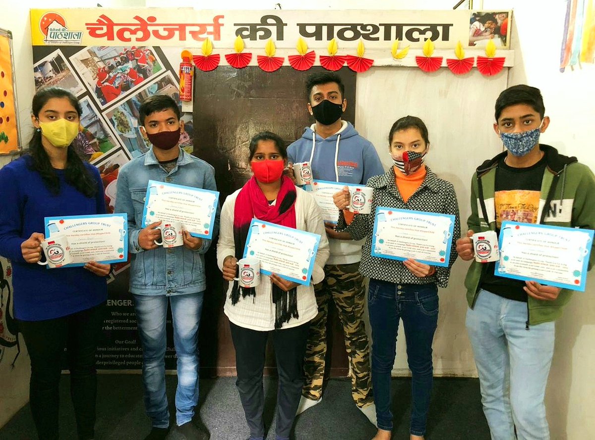 challengersgut's tweet photo. The participating #superchild of #वैक्सीन_लगवाओ, #इनाम_पाओ campaign were felicitated by the Challengers Group. The contribution of these children in this war to defeat the #Covid19 pandemic is remarkable.
The work of honoring such a super child will continue by the organization. https://t.co/7sORyv0YW0