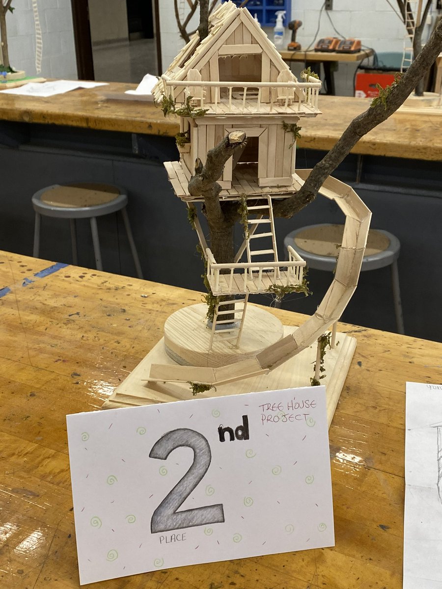 VPMerrick's tweet photo. Students in our Tech Design class have created some incredible tree houses for their culminating activity.  Some serious creativity demonstrated here!!👏👏👏. #treehouse #creativity #amazing @GEDSB https://t.co/nSPEDwxSCz