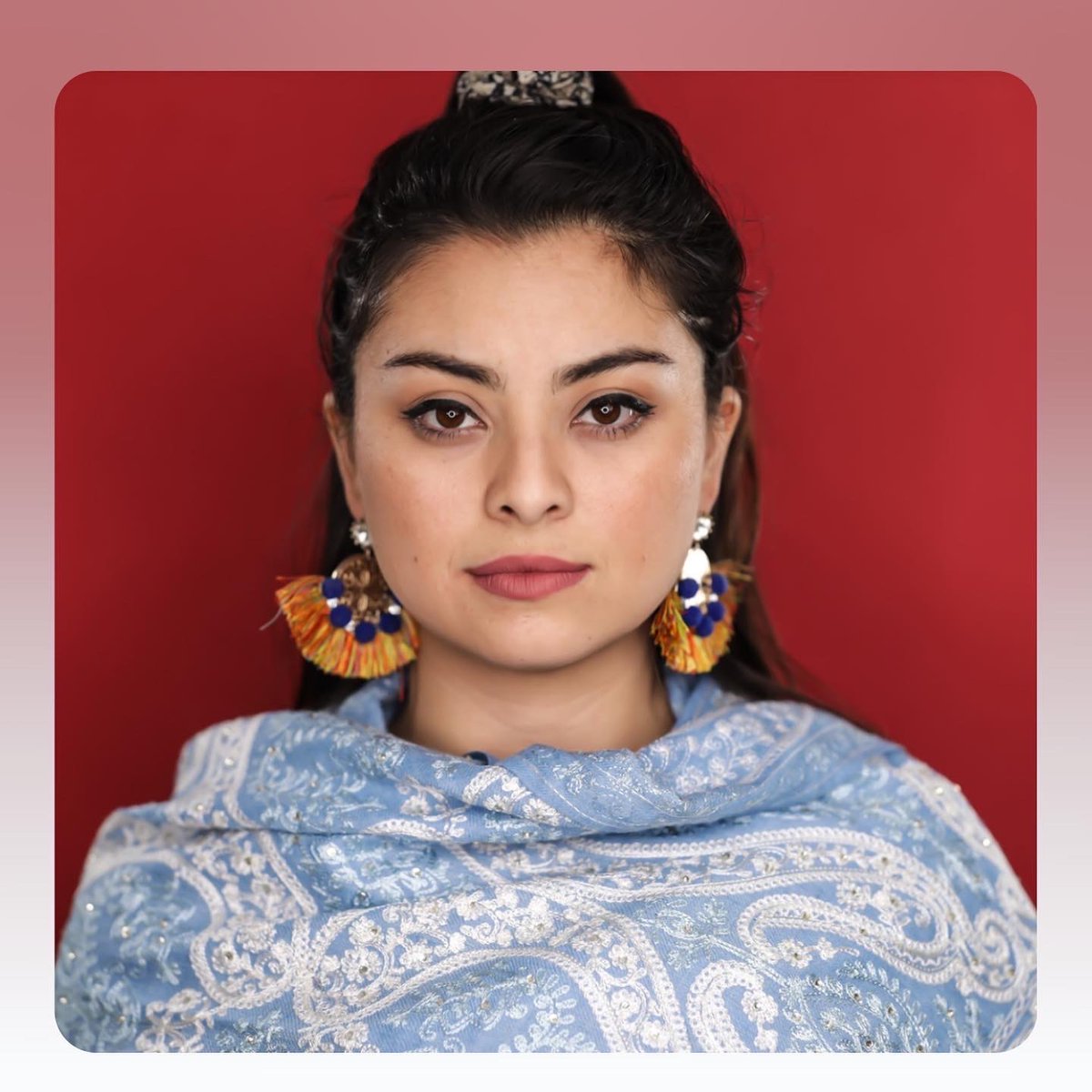 WomenUnite___'s tweet photo. This is just amazing!!🤩 Yesterday our beautiful Queen 👑 Angela got sold for 5.2eth.
And as you can see this nft is absolutely worth every penny of it!🍃  
Comment below how this nft makes you feel? 👇🏼📝✨
I’ll start: powerful, gracious and capable of anything I can imagine!💕✨ https://t.co/9ZYCX2NjS6
