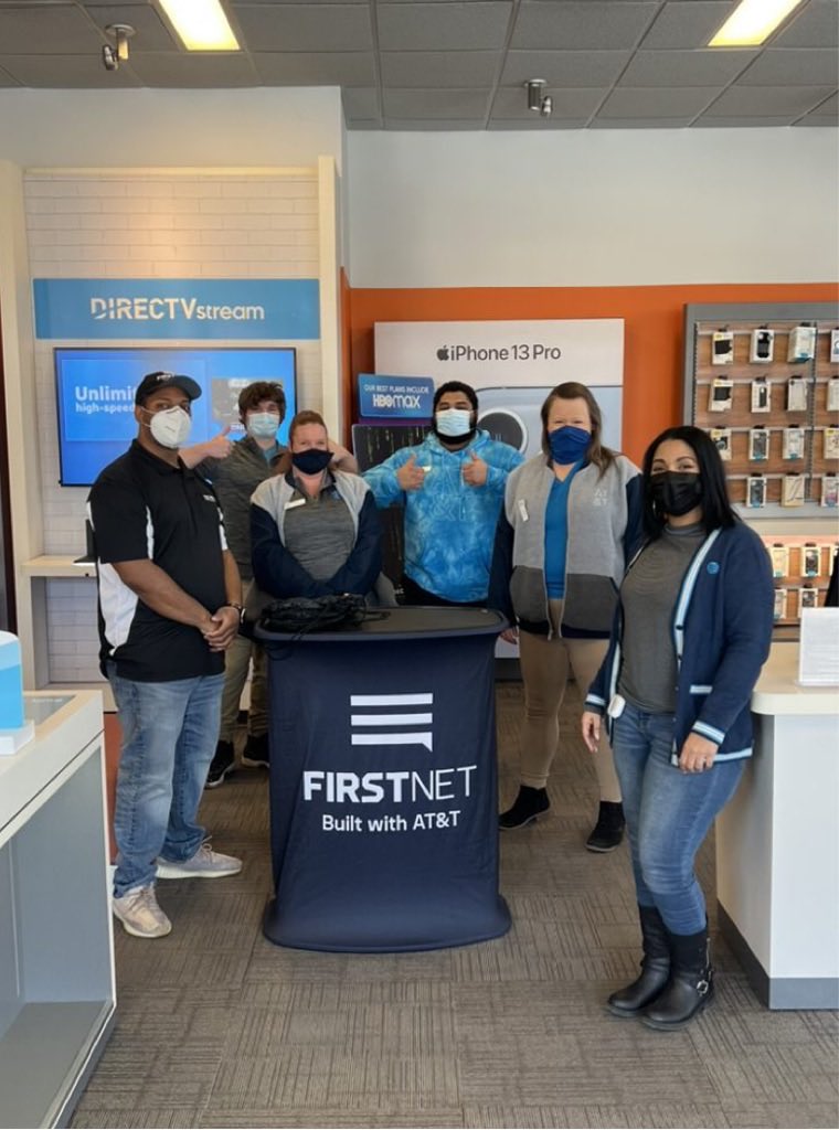 Amanda Barry (@amandabarry_dm) on Twitter photo First Net Event happening now in Brattleboro VT stop in to visit the crew and hear of some awesome promotions dedicated to our First Responders. <a href="/VTSWAT/">Shane Anderson</a> <a href="/danrosario82/">Daniel Rosario</a> <a href="/NickCooksonLDN/">Nick Cookson</a> @Bella_Montero_ <a href="/LizFrazee6/">Liz Frazee</a> First Net Event happening now in Brattleboro VT stop in to visit the crew and hear of some awesome promotions dedicated to our First Responders. <a href="/VTSWAT/">Shane Anderson</a> <a href="/danrosario82/">Daniel Rosario</a> <a href="/NickCooksonLDN/">Nick Cookson</a> @Bella_Montero_ <a href="/LizFrazee6/">Liz Frazee</a>