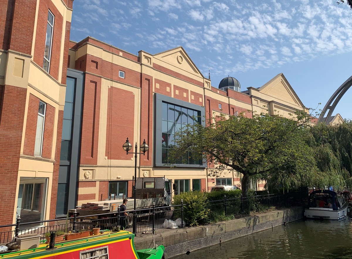 We were instructed to act as #ContractAdmin #ProjectManager for the elevation re-rendering and redecoration at #Lincoln's Waterside Shopping Centre.
A complex project- phased works enabled the shopping centre to continue trading throughout. We also acted as #PrincipalDesigner