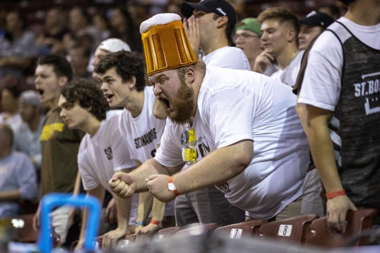 Studio 4 East tweet media