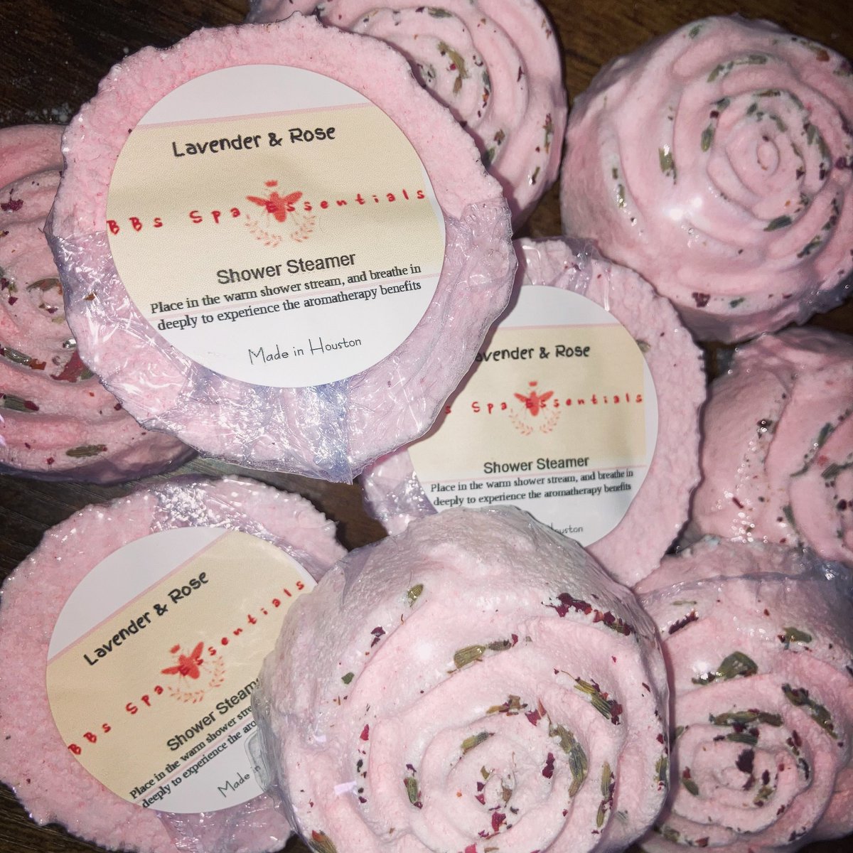 bbspaessentials's tweet photo. ‼️SHOWER STEAMERS‼️
If you don’t have shower steamers in your shower routine, you are missing out!

Let @bbspaessentials open your eyes to the wonders of shower steamers!

✨beneficial to help you sleep, wake up, relax, unwind, breathe, and so much more.

 https://t.co/jpffnHEgJ7 https://t.co/RciEWQFeKo
