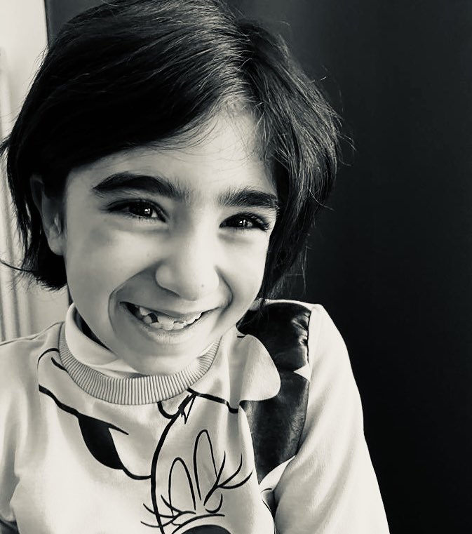 MariaMolicaL's tweet photo. Stamattina Sofia:"lo sai mamma che in Germania c'era un uomo cattivo che pensava che i.."germani" erano.. migliori di altri. Ha fatto tante cose brutte."
Affrontare certi argomenti a scuola con bambini così piccoli non è semplice: Grazie maestre❤️
#WeRemember, we have to remember https://t.co/pg0JheIh6q