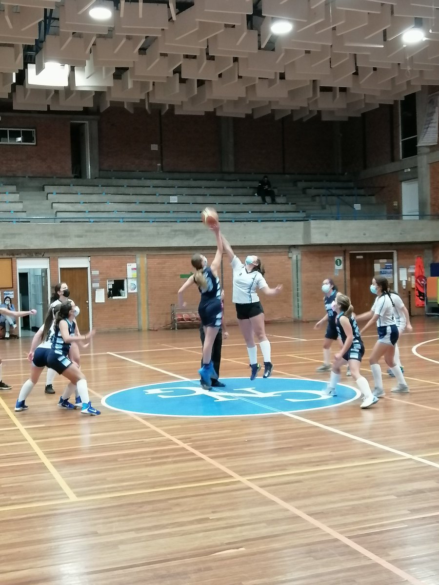 Tipping off 2022 with #CNGBasketball #GoCondors