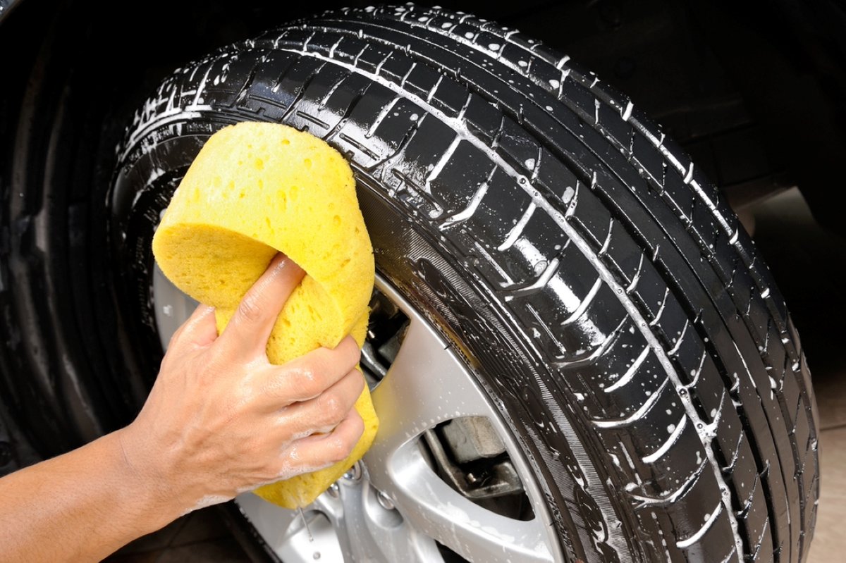 Al's Auto Detail hours are Mon - Fri 8:30am - 5pm &amp; Sat 8:30am - 4pm. Feel free to contact us with your Auto Detailing needs! autodetailconcord.com/about #TireDressing #ExteriorDetailing #PleasantHill