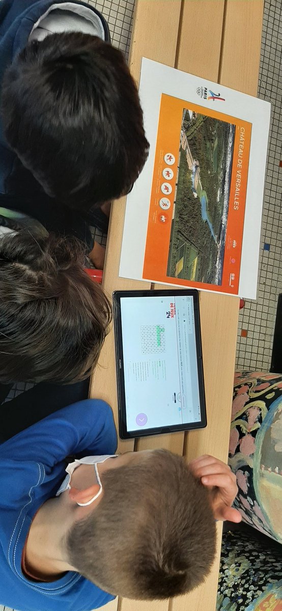 lrahmani51's tweet photo. Journée Olympique dans les écoles Belle Noue et Bachelin.
Merci à l'@usepmarne, au @CdosMarne et à @villeepernay!! https://t.co/fFqe6T0zbb