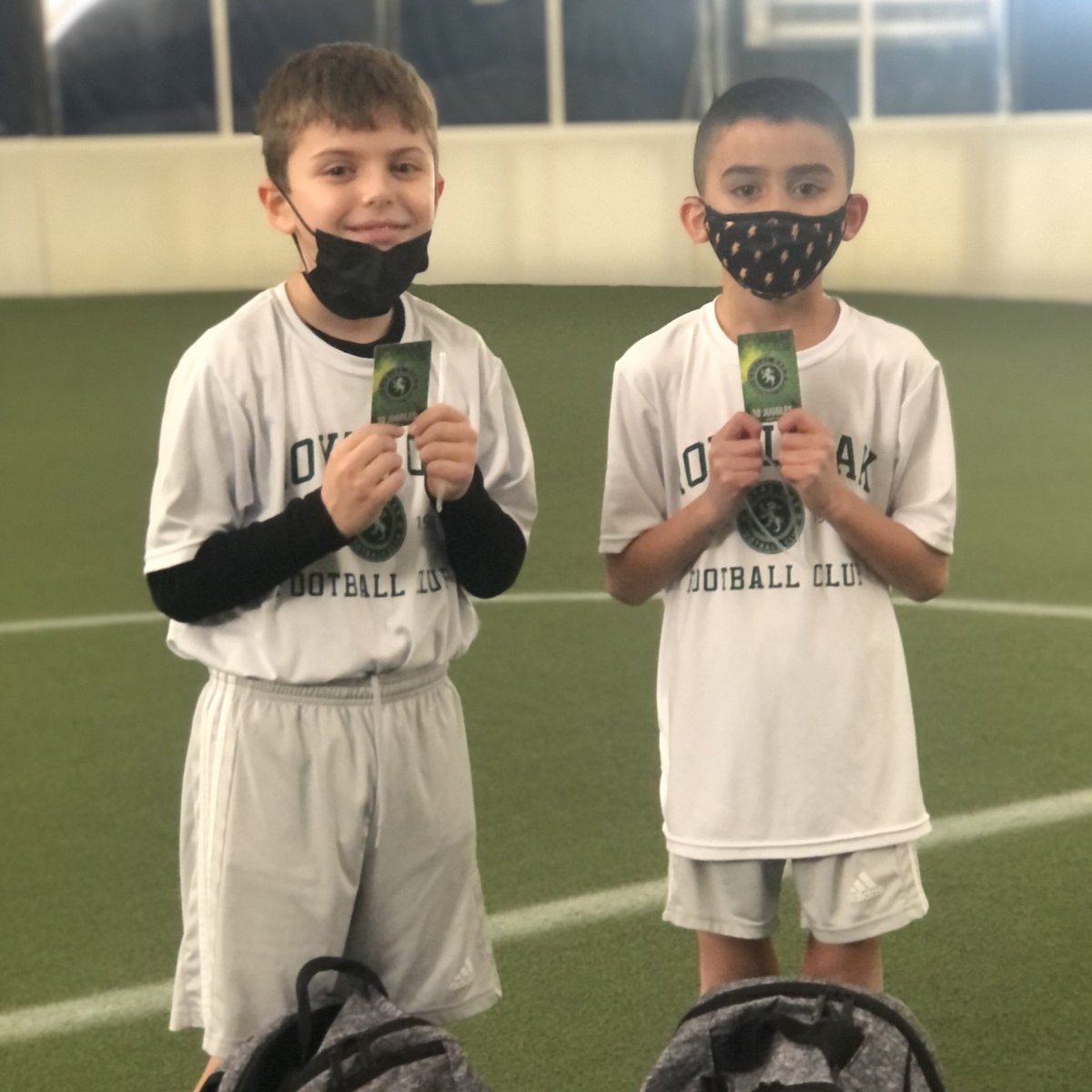 ROFC_Coach_Todd's tweet photo. Look how excited these guys are to earn their first #RoyalOakFC #JugglingClub bag tags!
#ROFCNation | #ROFCFamily | #OwnYourOwnDevelopment https://t.co/Y8jEKjDUOZ