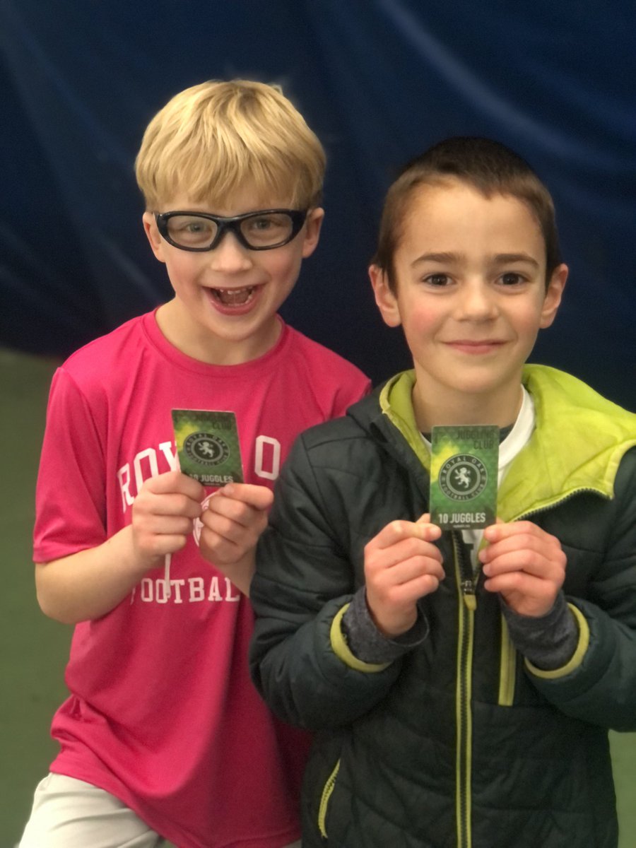 ROFC_Coach_Todd's tweet photo. Look how excited these guys are to earn their first #RoyalOakFC #JugglingClub bag tags!
#ROFCNation | #ROFCFamily | #OwnYourOwnDevelopment https://t.co/Y8jEKjDUOZ