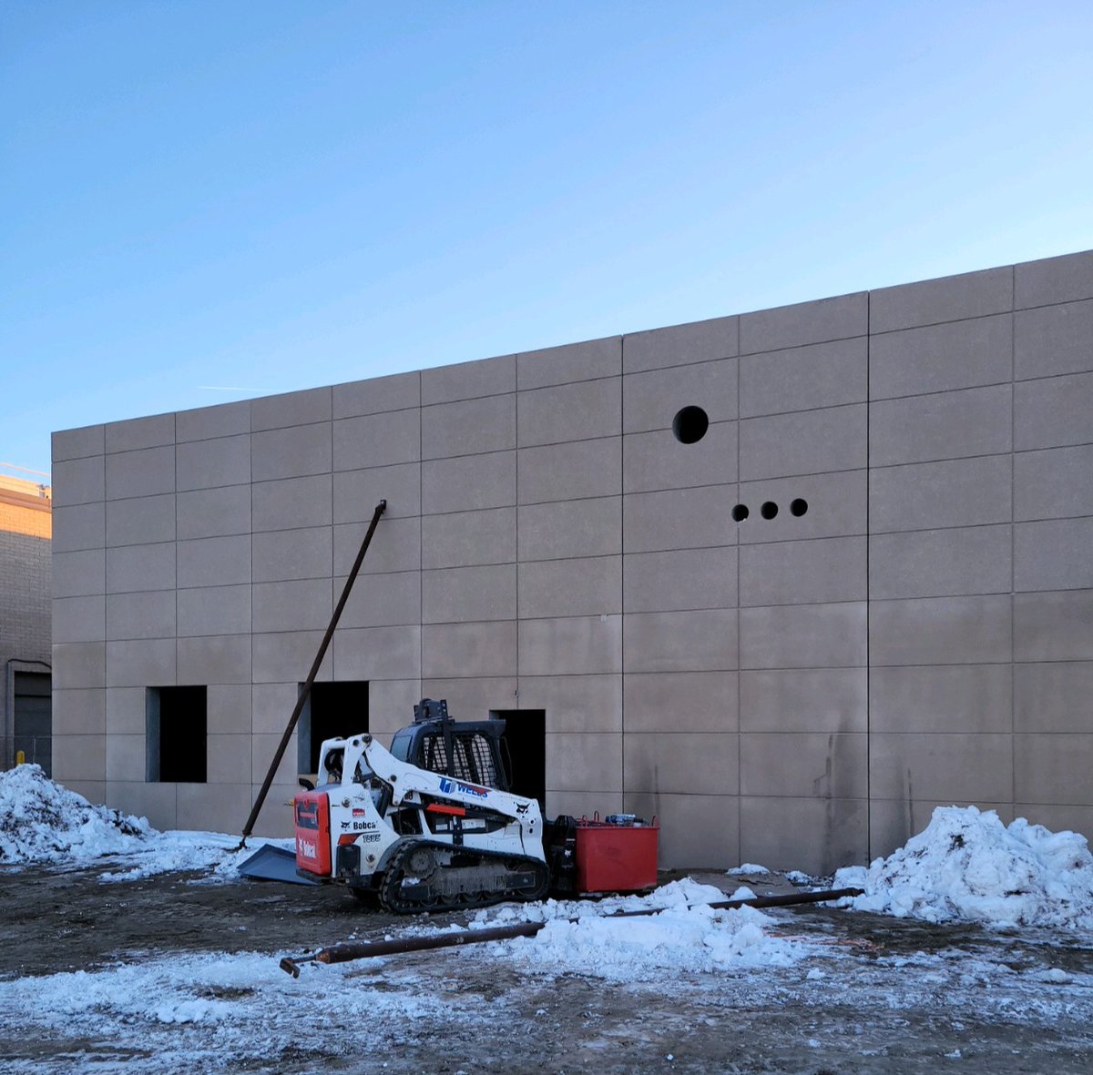 WellsConcrete's tweet photo. The Fairmount Minnesota Area School project will be a 13,200-square-foot Career & Tech addition. This addition will feature a manufacturing lab, woodshop, and even an HVAC lab. Educators will get to walk students through unique trades and vocations. #WellsEducates #WellsBuilds https://t.co/4P67hWGzUw