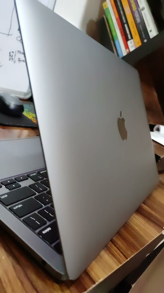 shrutipanjwani_'s tweet image. "Coding can't make you enough money now, there are no code tools"

"You can't earn in dollars because international clients don't pay overseas so easily"

"You're a school student, no one will give you projects"

Well, this is what paid for my MacBook ✨

Finallyyy!!!! 😭