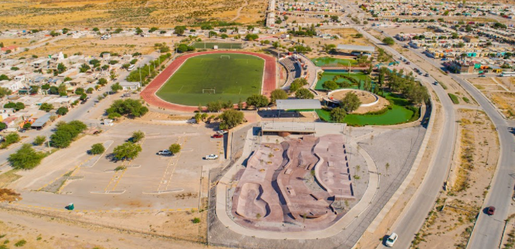 MeyerFalcon's tweet photo. Con mucho gusto les comparto que el skatepark que @SEDATU_mx construyó en Juárez está nominado  en los premios internacionales de @ArchDaily.

México dando el ejemplo de que lo público puede ser de lo mejor.

Es votación abierta a todxs aquí 👇https://t.co/gzFyavBl9Q #JuarezLate https://t.co/LKjIW5iV3B
