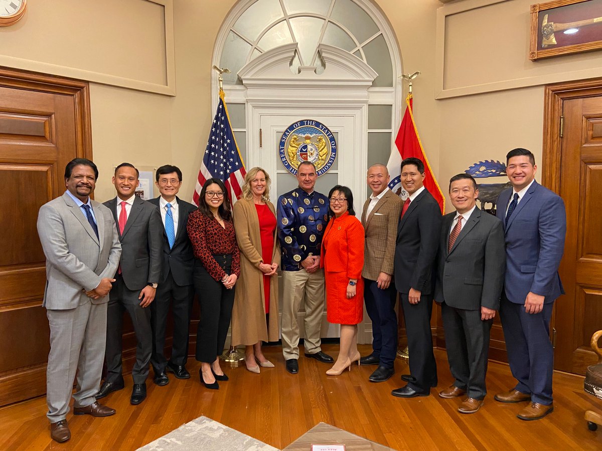 CEdgeConsults's tweet photo. On Tuesday, we celebrated the Lunar Year in Jefferson City, MO.
In the first picture, we have the AACC STL board members, Lt.Governor, & the Second Lady. In the second picture, our CEO stands with the Missouri Director of Labor & Industrial Relations, Anna Hui.
#CEdge #STL https://t.co/WomS7SVkau