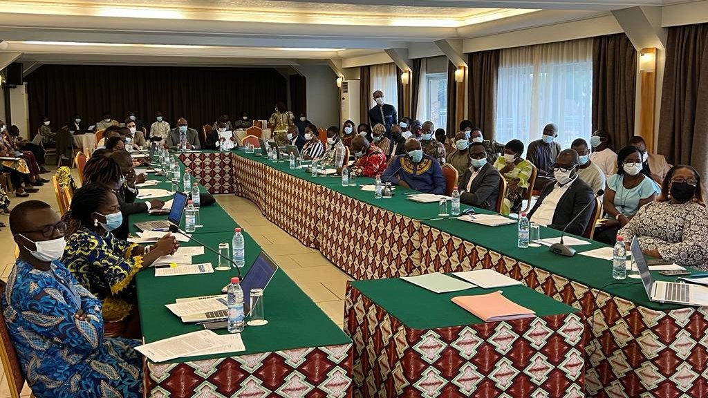 UE au Bénin tweet media