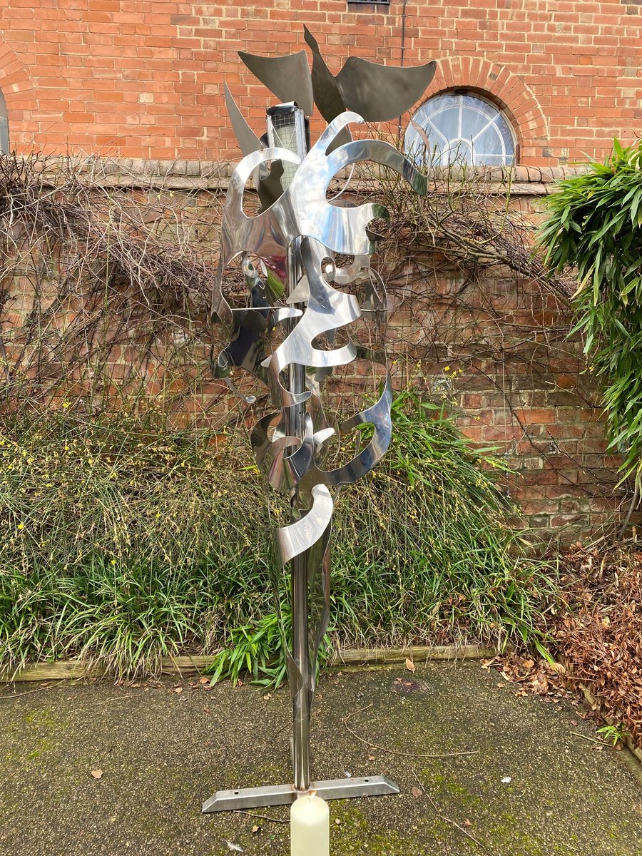 Manor Humanities Dept. (@manorhumanities) on Twitter photo Today <a href="/ManorHighSchool/">Manor High School</a> students took part in the <a href="/Oadby_Wigston/">Oadby & Wigston BC</a> #HolocaustMemorialDay service and shared artwork, poems and reflections they have been working on in #MHShistory lessons!
#OneDay #HMD2022 Today <a href="/ManorHighSchool/">Manor High School</a> students took part in the <a href="/Oadby_Wigston/">Oadby & Wigston BC</a> #HolocaustMemorialDay service and shared artwork, poems and reflections they have been working on in #MHShistory lessons!
#OneDay #HMD2022