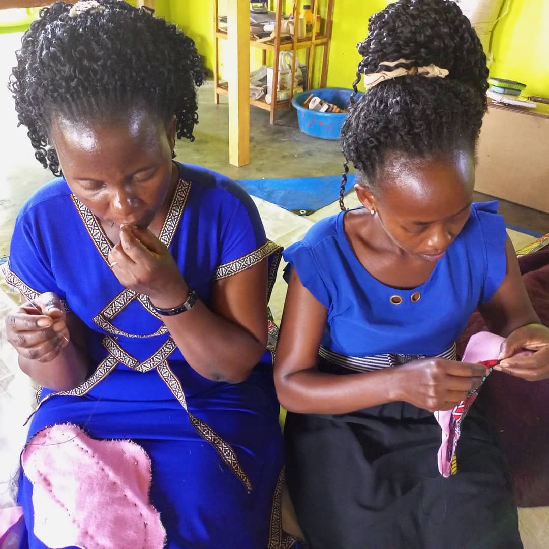 AssortedAfrica's tweet photo. We are finishing up with our first reusable sanitary towel. Everyone is excited. Handsteached well calculated moved to kick out #periodpoverty we need menstrual hygiene products like these to support more rural girls to #keepinschool https://t.co/SC71uPuatS