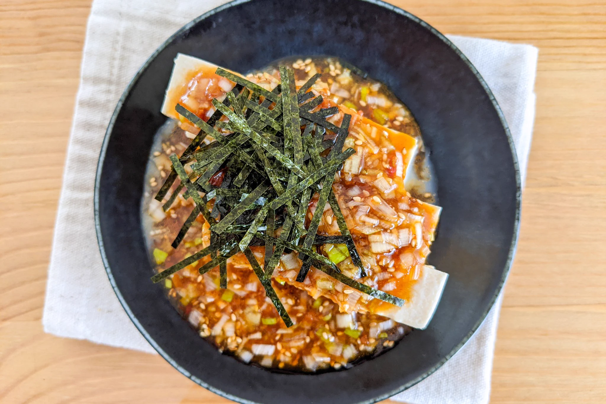 後もう一品何か足したいときにも良さそう！簡単で美味しそうな「お豆腐」レシピ！