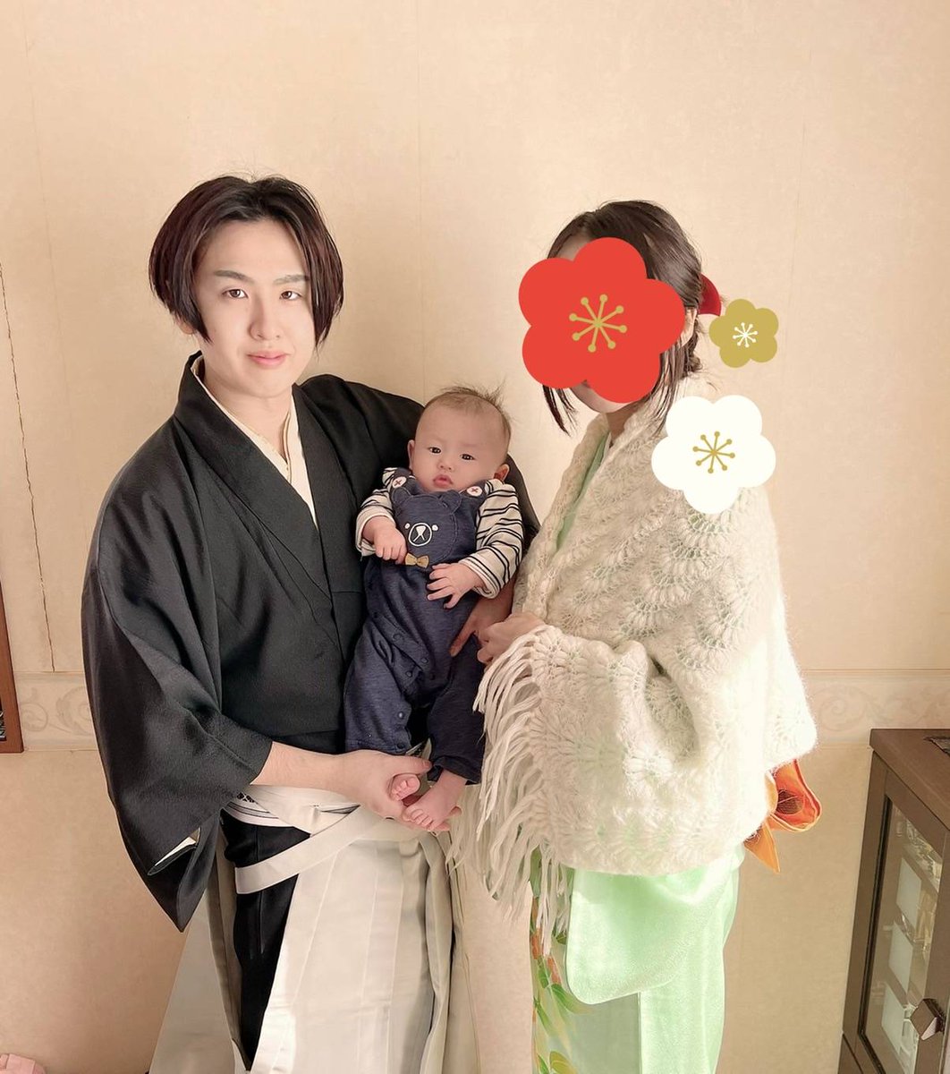 ninja_ryusui's tweet photo. 本日、息子の満侍のお宮参りと100日祝いを行いました！仕事との両立が本当に大変な三カ月間でしたが無事参拝も済ますことも出来て感無量です！これからも息子の為、妻の為にも頑張ります！！ https://t.co/HkF3QodZ5O