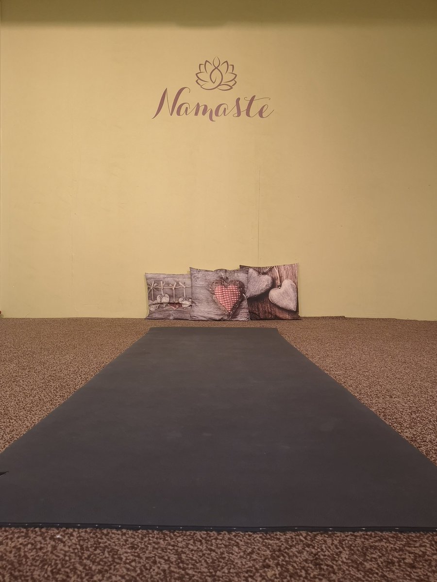 RedSkyYoga's tweet photo. It's been such a busy January here at Red Sky Yoga ❤️
Thank you to The wonderful community of #salem33 and #salemoor for all of your support, love and commitment to 2022 🙏 https://t.co/OlcUmiLo7d