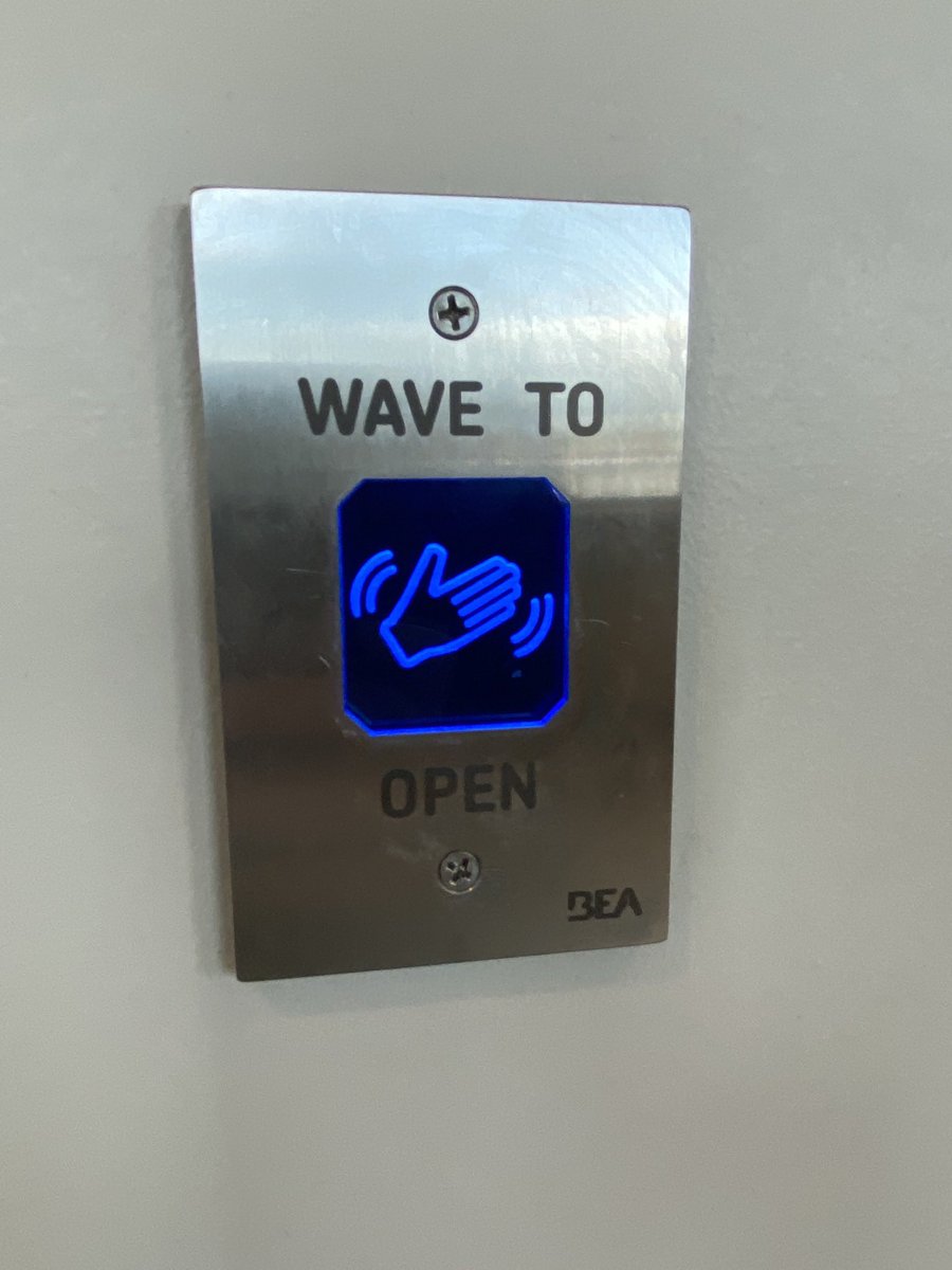 AccessNerds's tweet photo. Sometimes a wave is a way to communicate. Sometimes it opens doors. Nice to find some automatic doors recently with this feature. #AccessNerds #ADA #AutoDoor #accessibility https://t.co/N8RxhegmMB