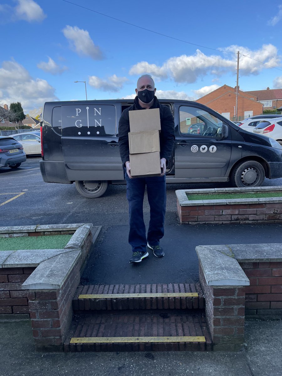🧼⭐️ Thank you very much to <a href="/pin_gin_/">Pin Gin</a> for another very kind donation of hand sanitiser to use out our school! We do have the best community! ⭐️🧼 #unity