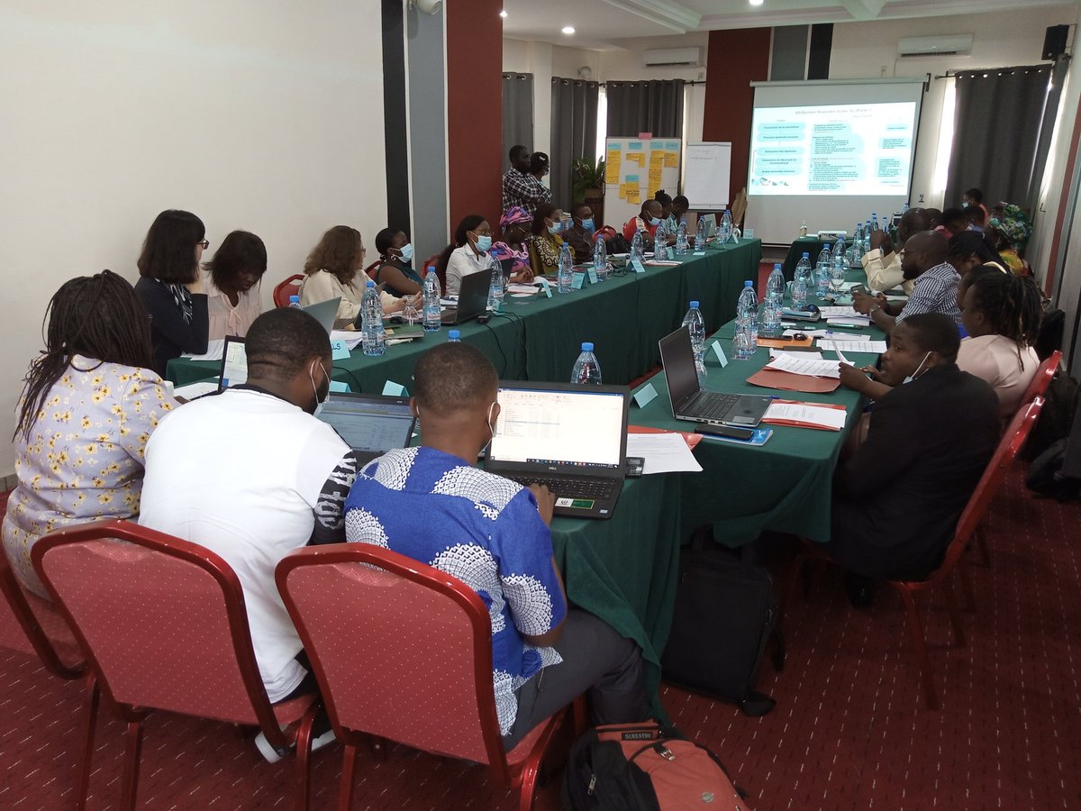 DigaMathieu's tweet image. Renforcement des capacités administratives et financières de six OSC partenaires du #PRADEC pour les instruire sur l’exécution et le suivi des subventions locales.