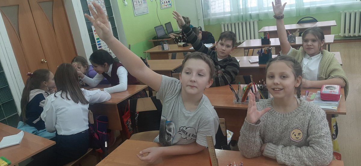 20 января с учениками 4 класса прошло серьёзное воспитательное мероприятие " Умей говорить:"Нет!" вредным привычкам!". Подростковый возраст, желание казаться взрослыми может способствует приобретению вредных привычек. Обсудили возможные ситуации, как можно их избежать.