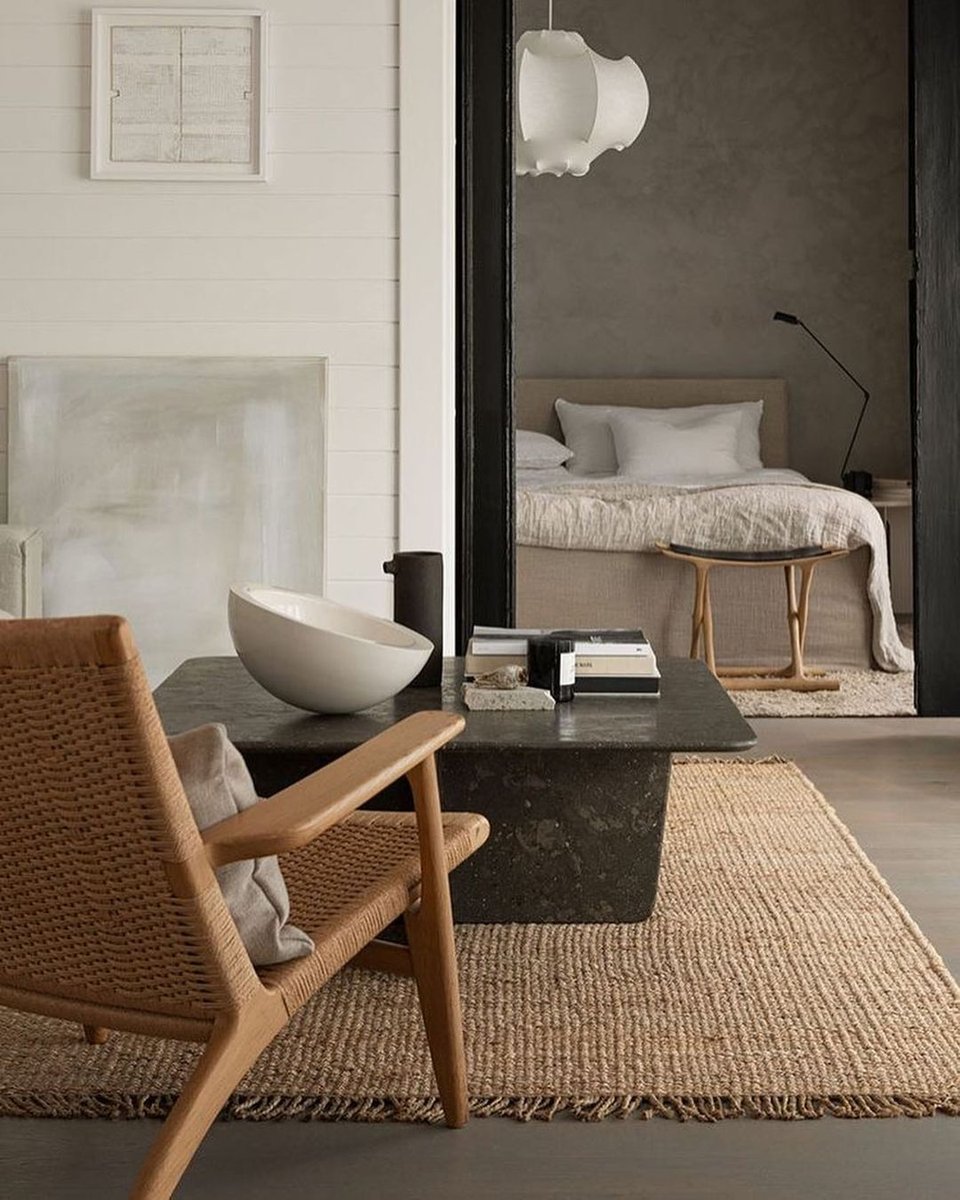 LinenReform's tweet photo. Neutrals give out the coziest vibes. 
Styling by @pellahedeby, Creative direction by @theresesennerholt, photo by @mrlefvander
.
.
.
.
.
.
#cozyvibes #texture #bedroominspo #elevatedhomes #neutralstyle https://t.co/hslQm5WHUY