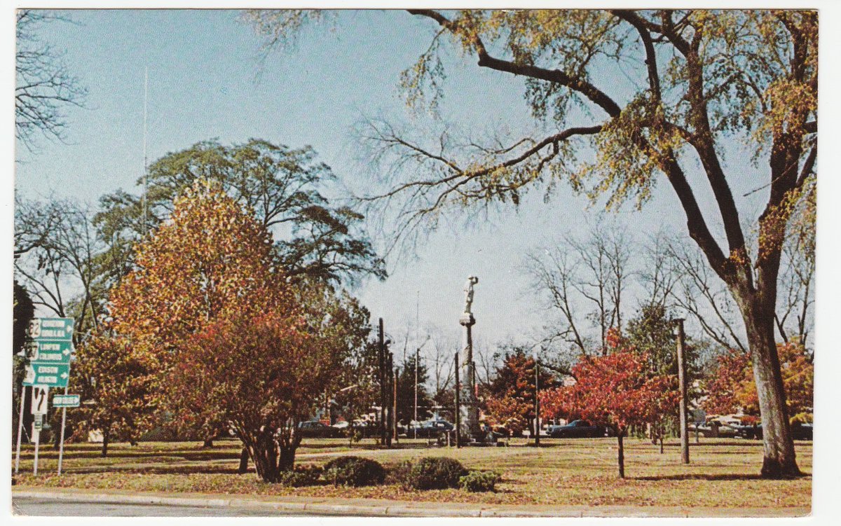 birdhousebooks's tweet photo. Vintage Postcard Cuthbert Georgia Park Jefferson Davis Statue 1960's Unused | eBay https://t.co/vAMOfeGvFB #vintage #pocstcards #vintagepostcards #Georgia #vintageGeorgia #ephemera #eBay #Cuthbert #CuthbertGA https://t.co/DGaFYgzU3B