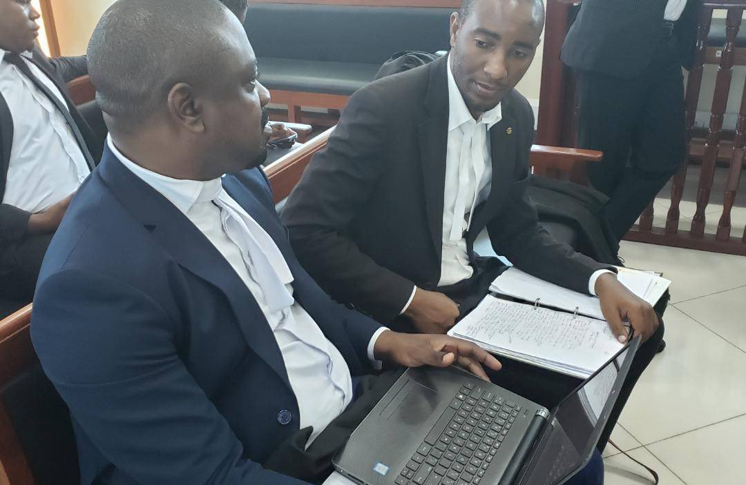 Makofi na retweets nyingiii saba kwa Adv. Nashon Nkungu

•Advocate of the High Court &amp; other subordinate courts.

•Postgraduate diploma in Legal Practice 

•Bachelor of Laws (LLB - Hons) (University of Iringa – formerly Tumaini University, Iringa).

Mobile: +255 782 040 948