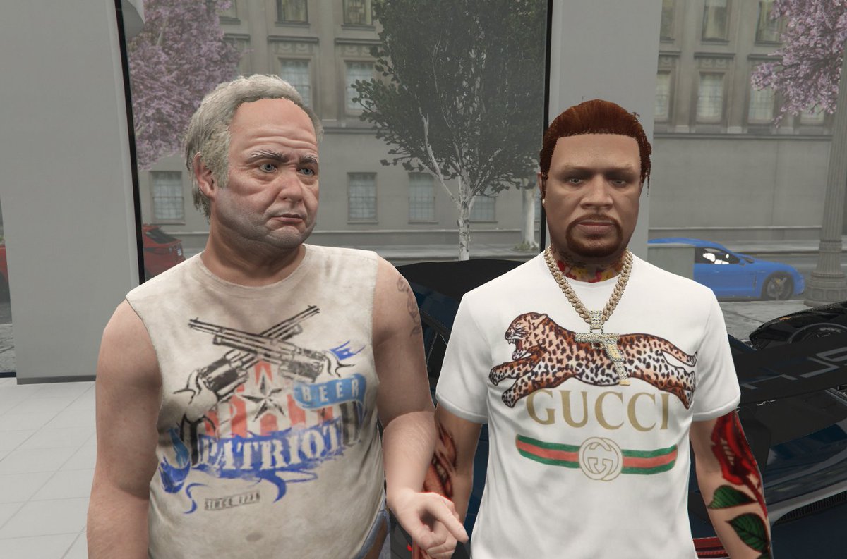 lclrp_fivem's tweet photo. So the man on the left claims he is the man on the rights long lost dad...

Anyone agree?

#GTARP #GTARoleplay #FiveM https://t.co/Cqqetfst4P