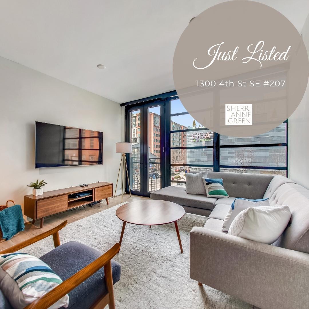 sherriannegreen's tweet photo. . #207 at The Bower. Sitting in the heart of DCโs new & stylish Navy Yard. #207 exudes contemporary city living. Floor to ceiling windows. Beautiful light. 2 bedrooms, 2 full baths & garage parking, Thr total package. #parkingincluded #listingbysherriannegreen #DC #realtor https://t.co/suZo9twdG2