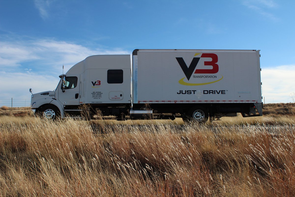 V3_Trans's tweet photo. Drivers wanted for: straight tks and sprinter vans. 
V3 Transportation expedite. The number 1 expedite co. in the U.S  #expeditefreight #freighthauling #truckdrivers #driverswanted #driverjobs https://t.co/blPIEoq4KT
