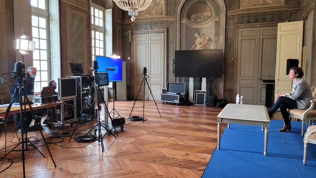 ComAstucieuse's tweet photo. Le 27 janvier fait partie de ces dates particulièrement trépidantes... 
-Émission avec @EchosParisien_E 
-AG hybride avec @APACOMaquitaine 
-Émission avec @FondationBNPP et @WeDemain 
Entre #Paris et #Bordeaux Triple C et l'Ecosphère @AgenceAggelos toujours prêt ! https://t.co/73RaQ4bFbt
