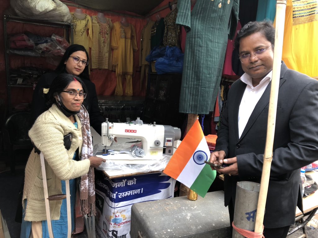 Thank you Alok sir, on the auspicious occasion of Republic Day, you donated the sewing machine at the hands of Dr. Umashankar ji Sarojini ji, so that the disabled will be able to do the work of bringing light in their dark life by joining employment.<a href="/yadavalok/">Alok Kumar</a> <a href="/biharfoundation/">Bihar Foundation</a>