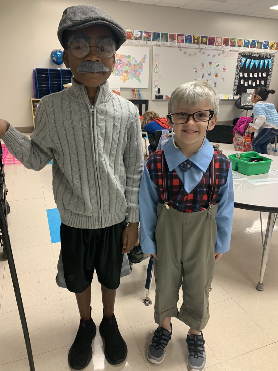 wigleykn's tweet photo. Dolly Ridge turned into a retirement home overnight😉 Happy 100th Day of school!! https://t.co/nXsapO5T37