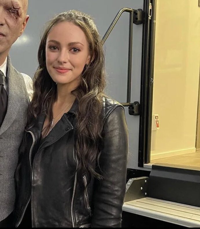 thinkerdanielle's tweet photo. i know someday I'm gonna meet her, it's a fever dream ! ♡ https://t.co/GLnNxNRbkF