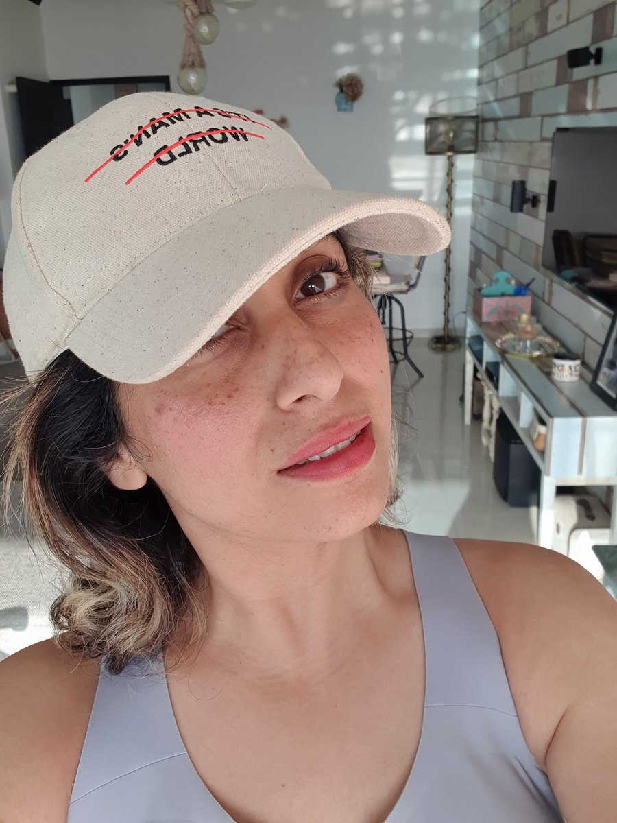 Neha Bhasin Official tweet media