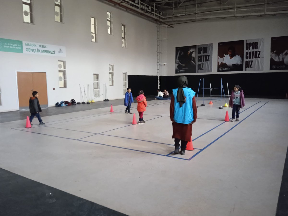 yesilligencliks's tweet photo. 📍YEŞİLLİ GENÇLİK MERKEZİ 
Sosyal Uyum ve Gençlik Katılım Projesi kapsamında Miniklerimizle Geleneksel Oyunlar ve Sportif Faliyetler gerçekleştirdik.

#SosyalUyumVeGençlikKatılımProjesi 

#gençlikmerkezi 

@kasapoglu 
@gencliksporbak https://t.co/ks1lw90K1z