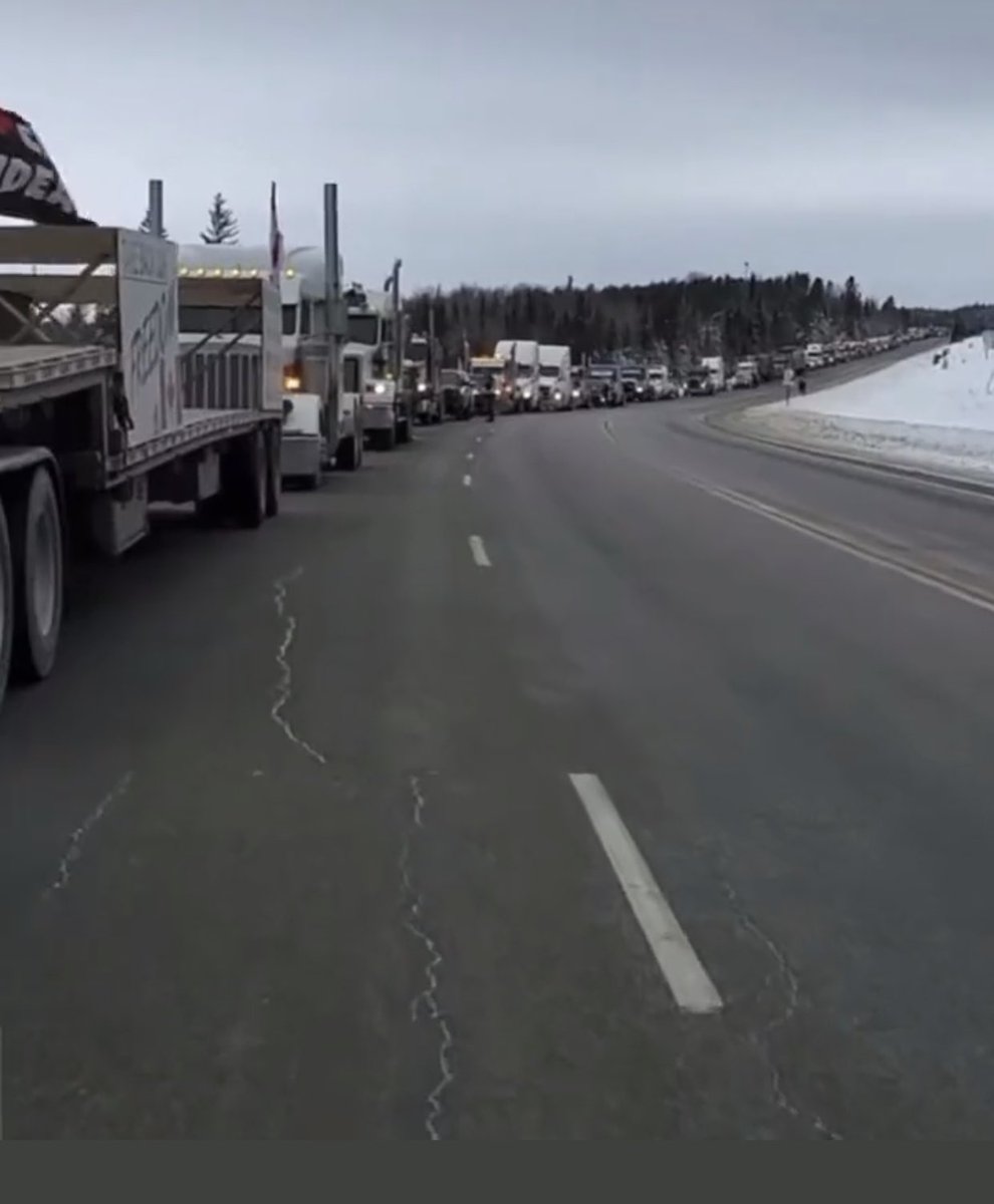 Trudeau may have to redefine what a “small fringe minority” is…
It’s stretching from Manitoba to Ontario!
 #TruckersForFreedom2022