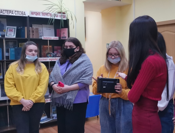 tosbs_tula's tweet photo. Студенты Социально-технолог��ческого колледжа в Центре реабилитации библиотеки для слепых https://t.co/8MAiC2oix2 https://t.co/E84itsDIK2