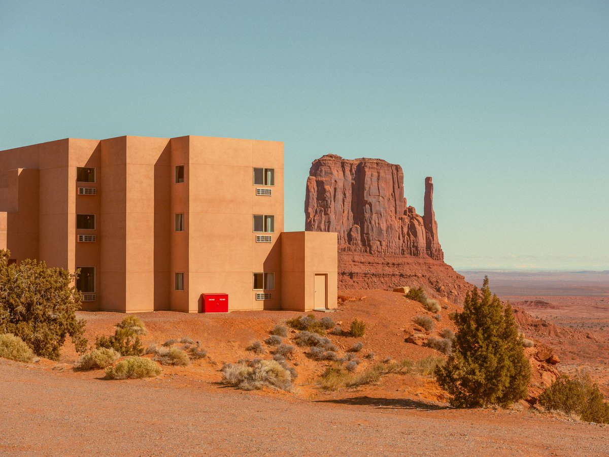 inthemeadow's tweet photo. under the desert sun https://t.co/RGGfMqdwvo