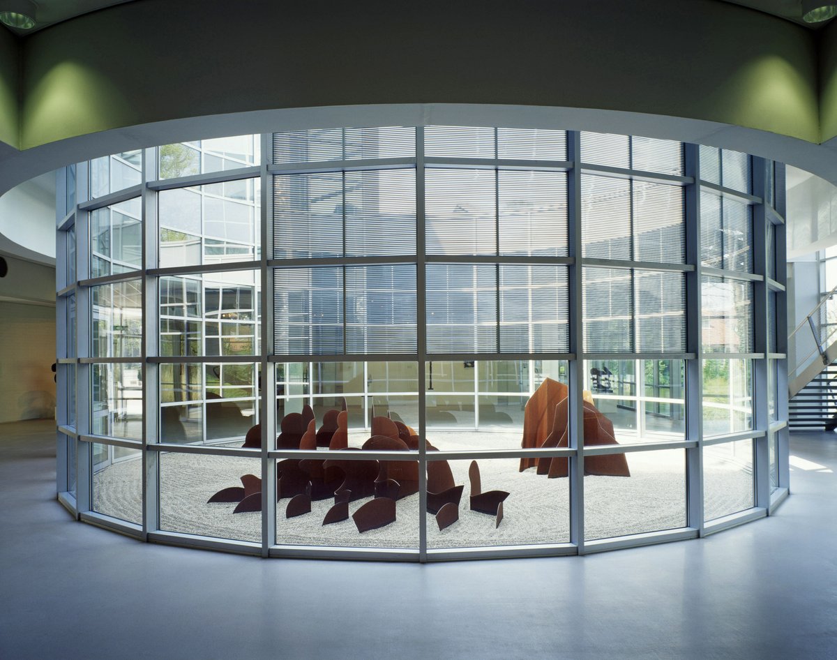 De cultuur mag weer open! Wil je weten wat er allemaal te beleven is in de stad? Bekijk de uitagenda op visitamstelveen.nl/uitagenda voor het meest complete overzicht van tentoonstellingen, voorstellingen en activiteiten! #Amstelveen #Cultuur #VisitAmstelveen #cultuur #musea #bios